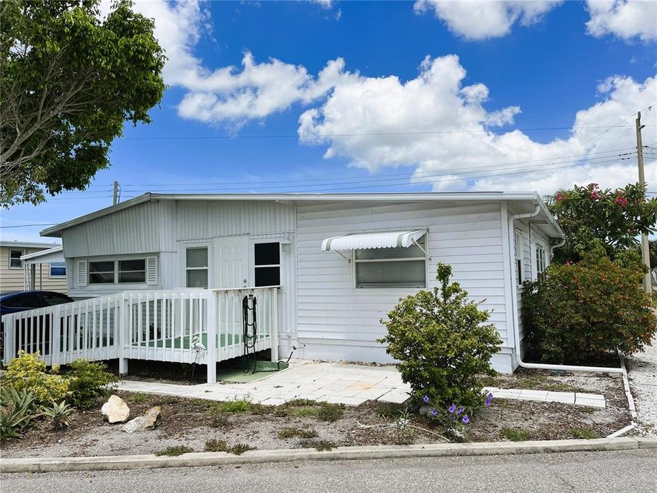 Recently Sold: $120,000 (2 beds, 2 baths, 630 Square Feet)