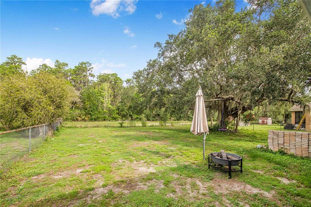 For Sale: $239,000 (2 beds, 2 baths, 1082 Square Feet)