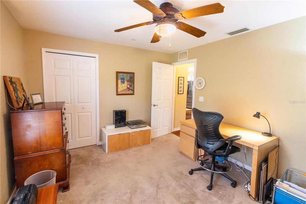 For Sale: $500,000 (3 beds, 2 baths, 2040 Square Feet)
