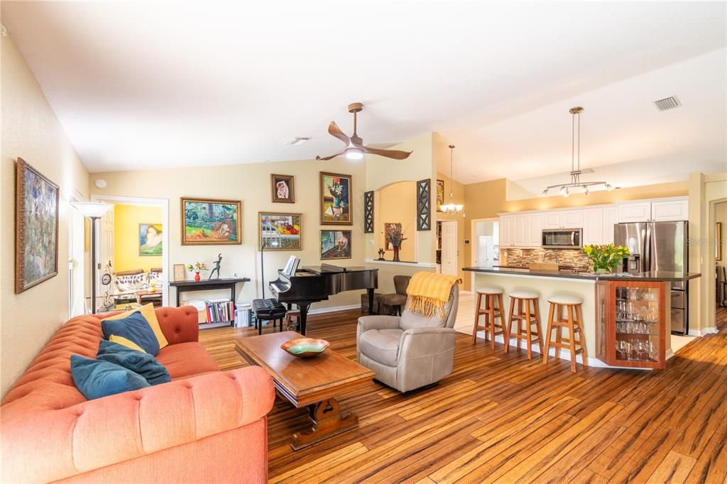 For Sale: $500,000 (3 beds, 2 baths, 2040 Square Feet)