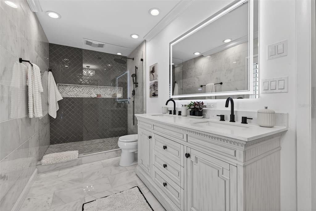 For Sale: $1,198,000 (4 beds, 2 baths, 2853 Square Feet)