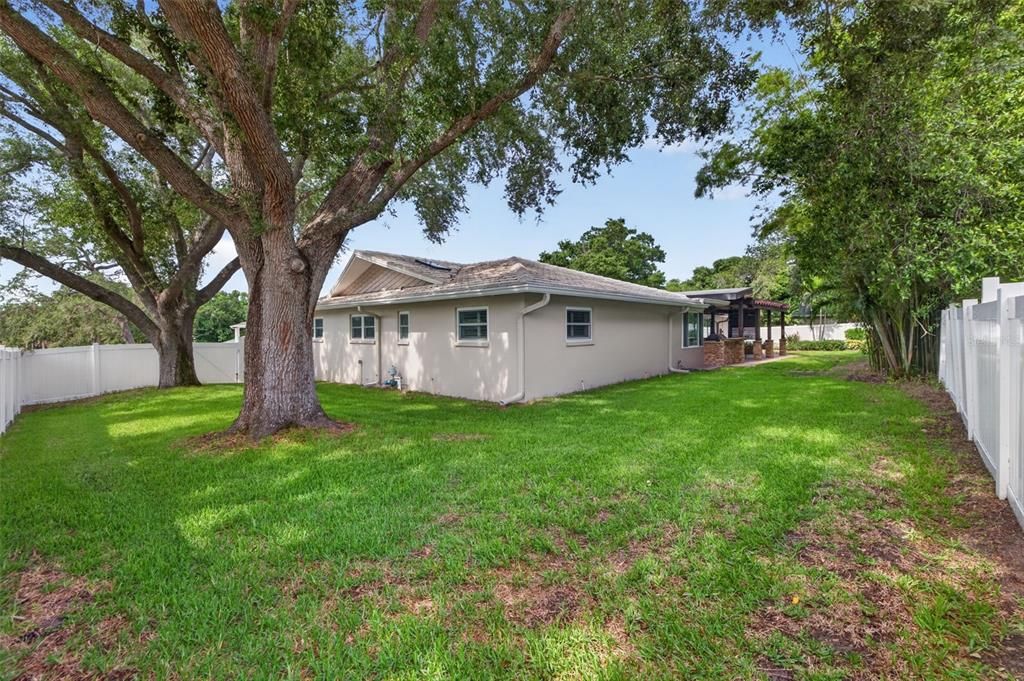 For Sale: $1,198,000 (4 beds, 2 baths, 2853 Square Feet)