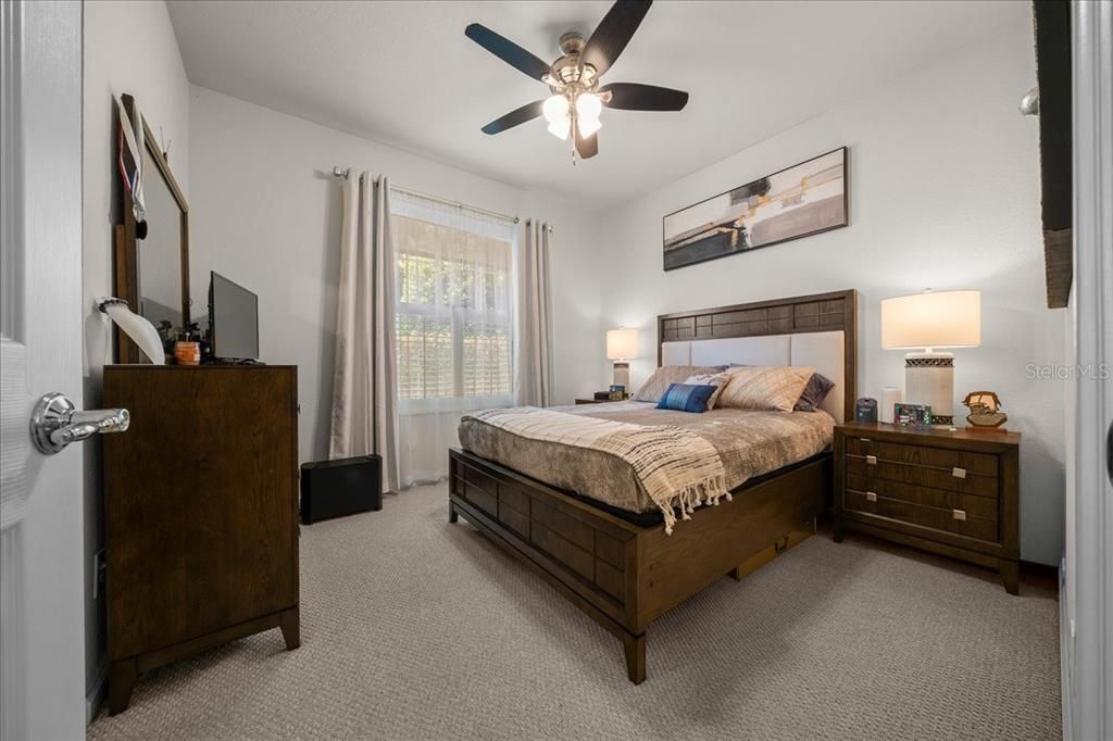For Sale: $300,000 (2 beds, 2 baths, 1596 Square Feet)