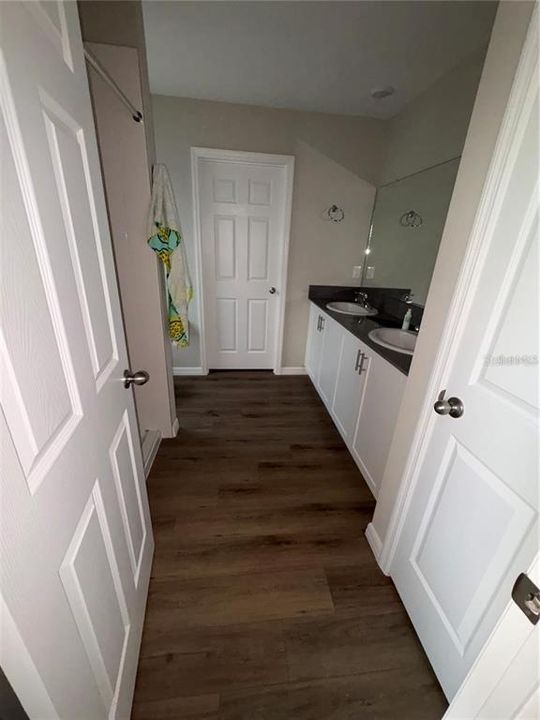 For Sale: $379,900 (4 beds, 2 baths, 2226 Square Feet)