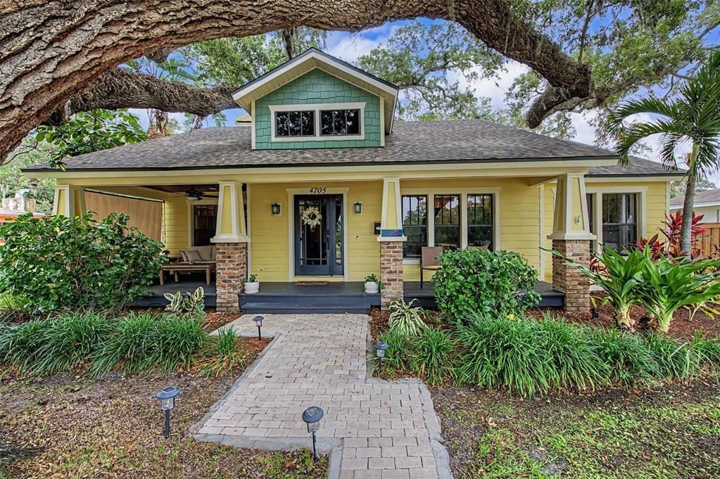 En Venta: $959,000 (4 camas, 3 baños, 2293 Pies cuadrados)