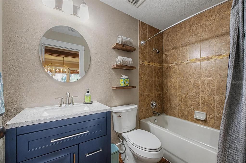 En Venta: $959,000 (4 camas, 3 baños, 2293 Pies cuadrados)