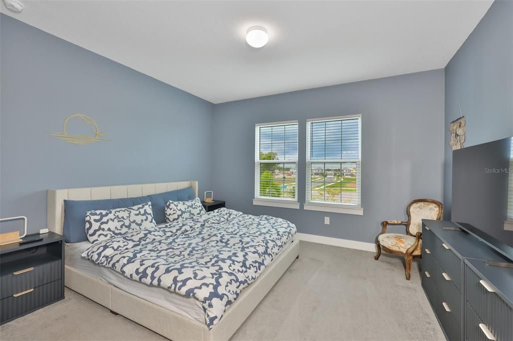For Sale: $849,000 (4 beds, 4 baths, 4288 Square Feet)
