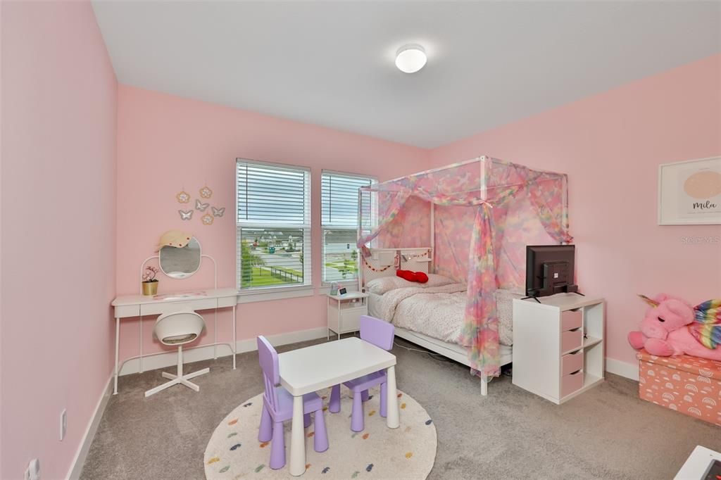 For Sale: $849,000 (4 beds, 4 baths, 4288 Square Feet)