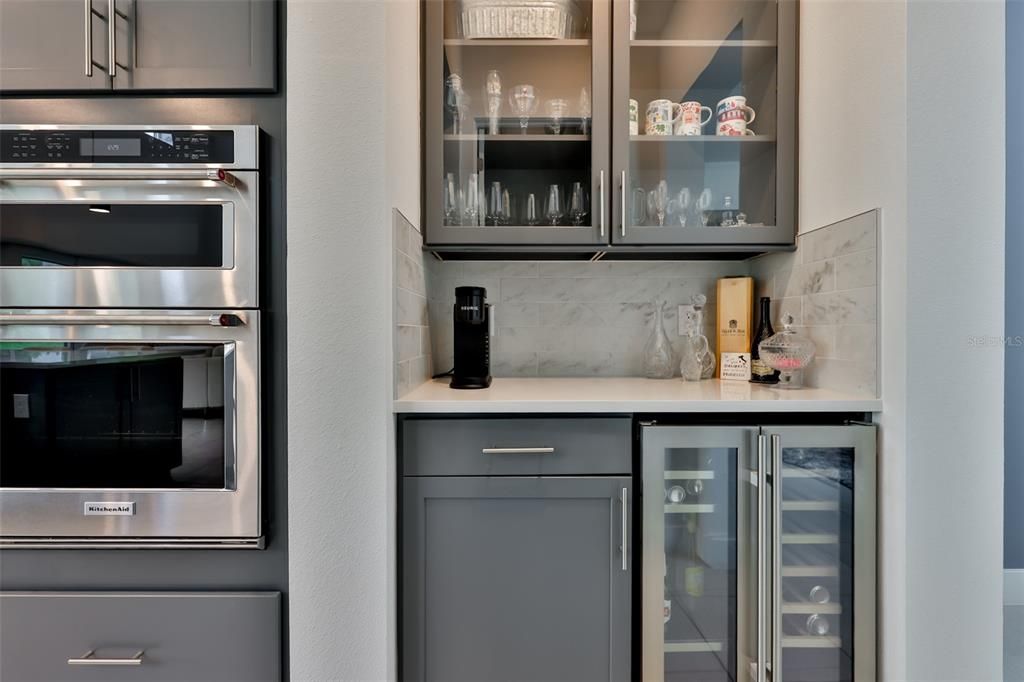 For Sale: $849,000 (4 beds, 4 baths, 4288 Square Feet)