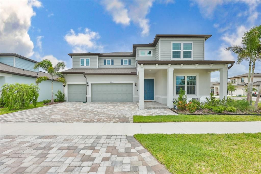 For Sale: $849,000 (4 beds, 4 baths, 4288 Square Feet)