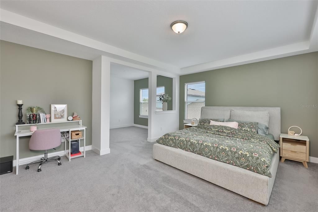 For Sale: $849,000 (4 beds, 4 baths, 4288 Square Feet)