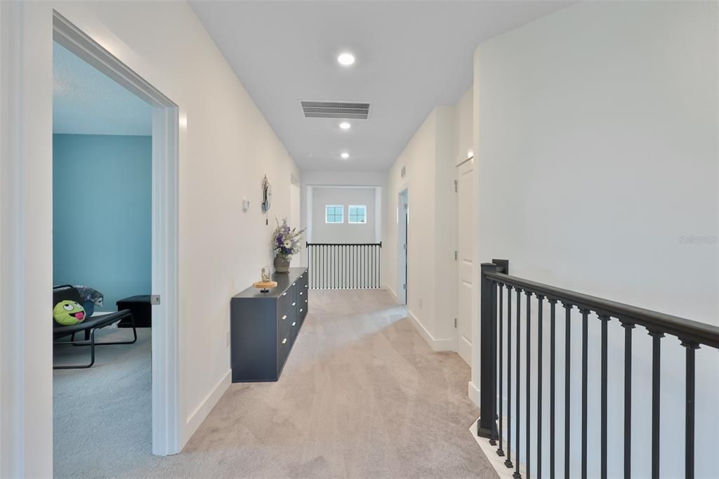 For Sale: $849,000 (4 beds, 4 baths, 4288 Square Feet)