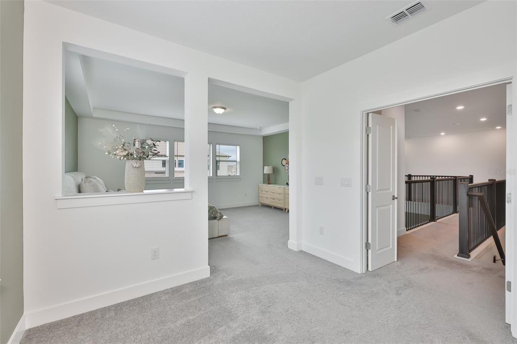 For Sale: $849,000 (4 beds, 4 baths, 4288 Square Feet)