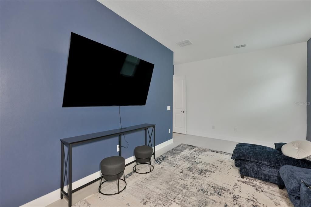 For Sale: $849,000 (4 beds, 4 baths, 4288 Square Feet)