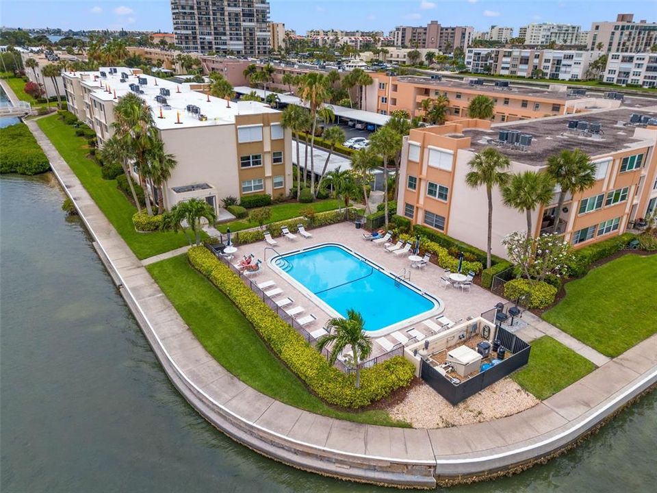 For Rent: $2,000 (2 beds, 2 baths, 1115 Square Feet)
