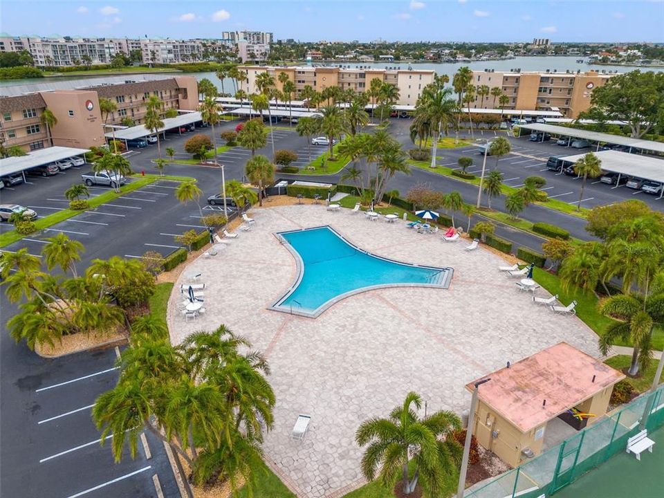 For Rent: $2,000 (2 beds, 2 baths, 1115 Square Feet)