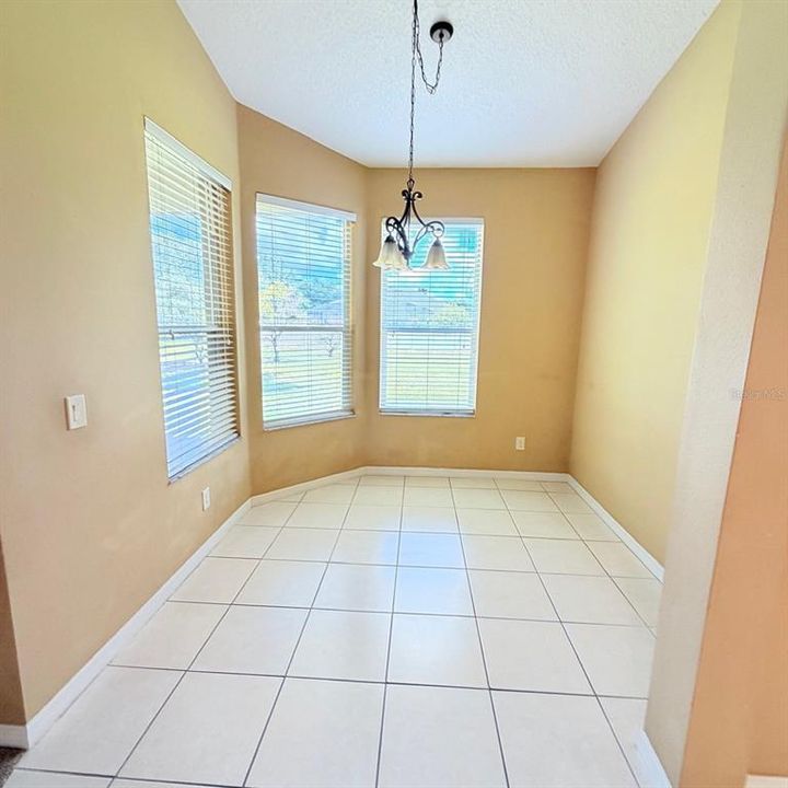 For Sale: $495,000 (4 beds, 3 baths, 2317 Square Feet)