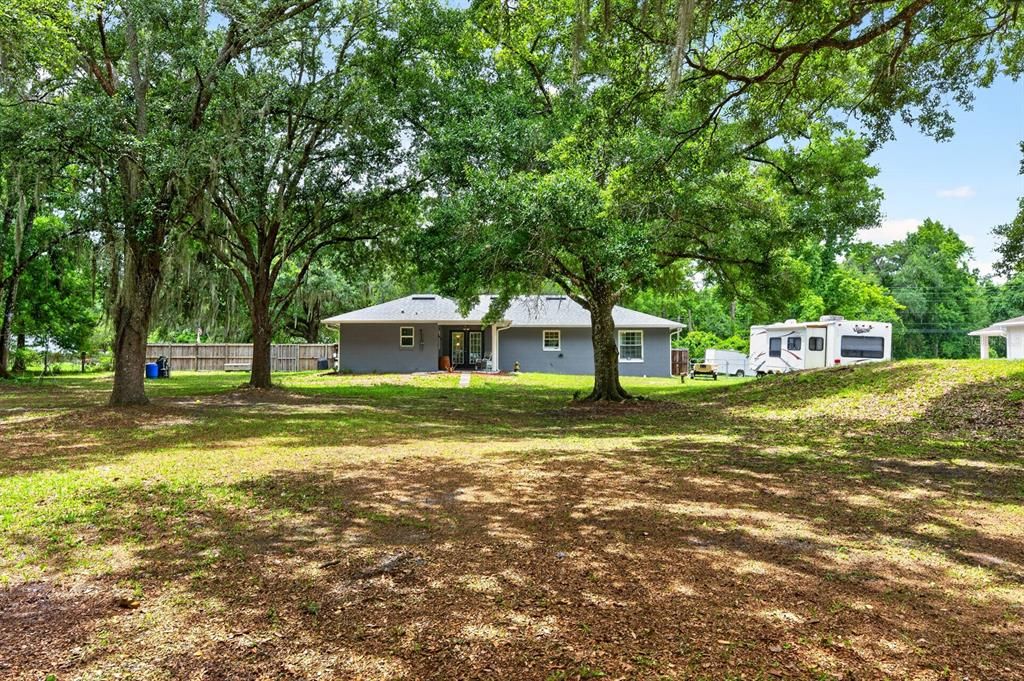 Active With Contract: $430,000 (3 beds, 2 baths, 1245 Square Feet)