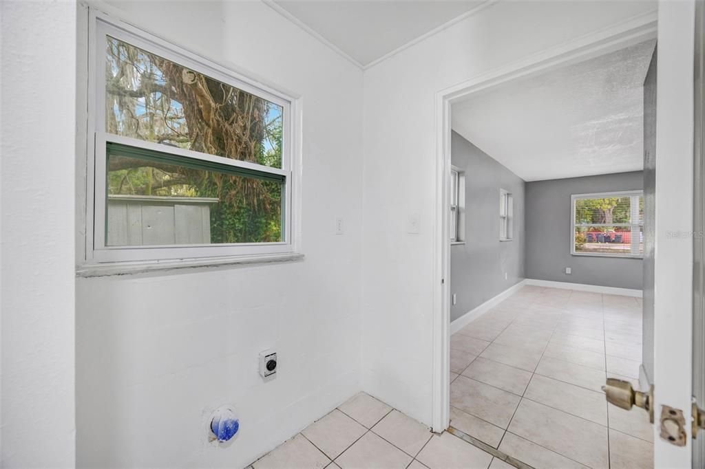 En Venta: $459,000 (3 camas, 2 baños, 1560 Pies cuadrados)