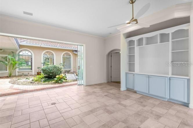 На продажу: $895,000 (4 спален, 3 ванн, 3396 Квадратных фут)