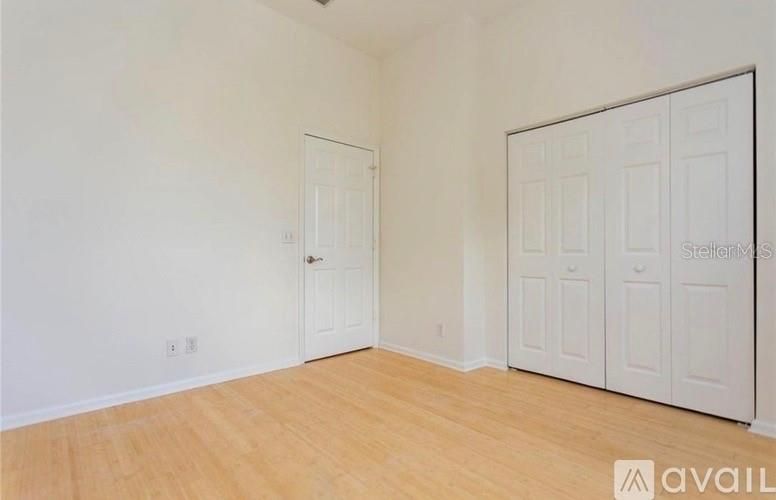 For Rent: $2,000 (2 beds, 2 baths, 1140 Square Feet)