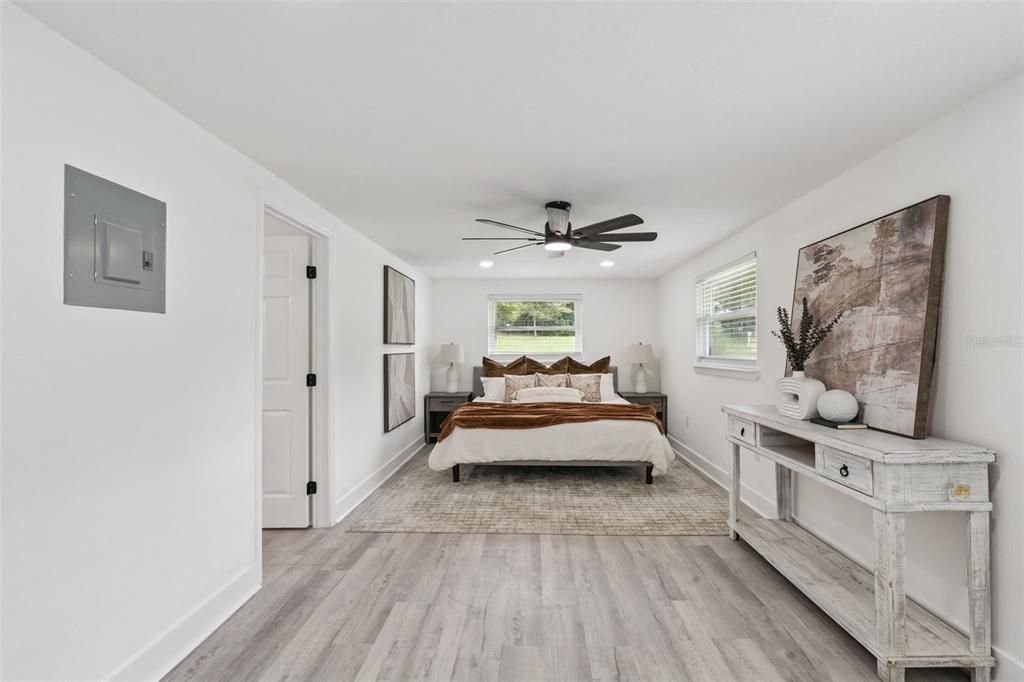 For Sale: $629,000 (3 beds, 2 baths, 1914 Square Feet)