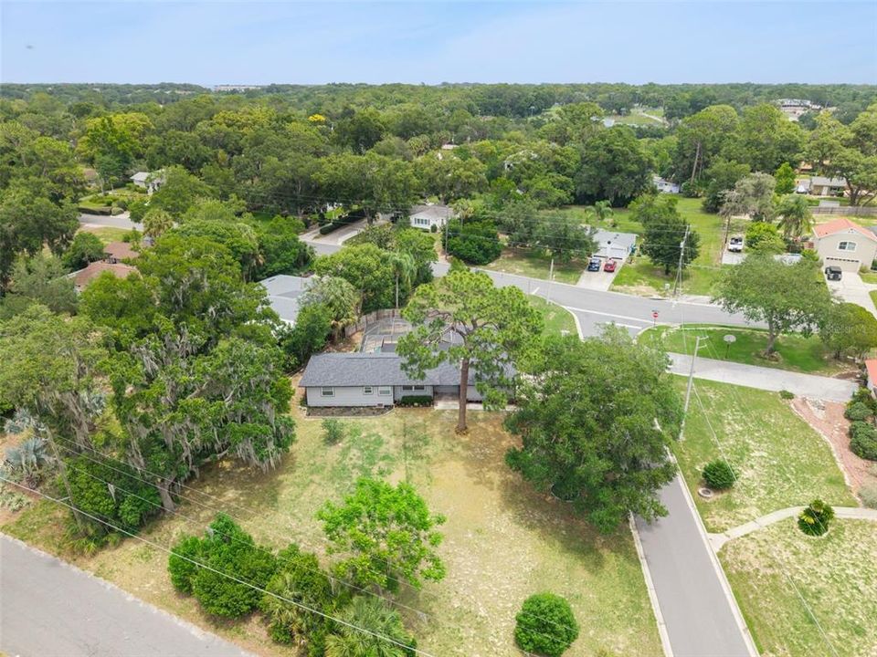 For Sale: $629,000 (3 beds, 2 baths, 1914 Square Feet)