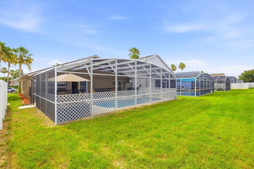 For Sale: $405,000 (4 beds, 3 baths, 1929 Square Feet)