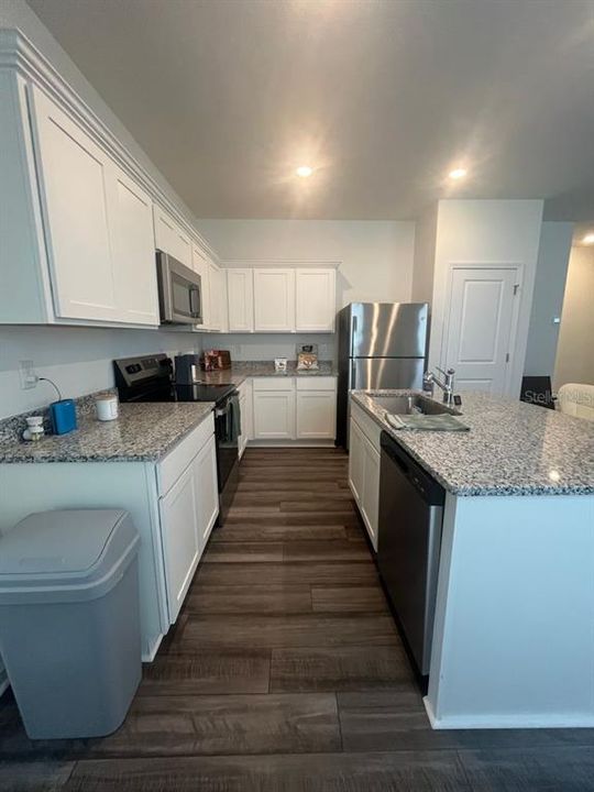 For Rent: $2,400 (3 beds, 2 baths, 1339 Square Feet)