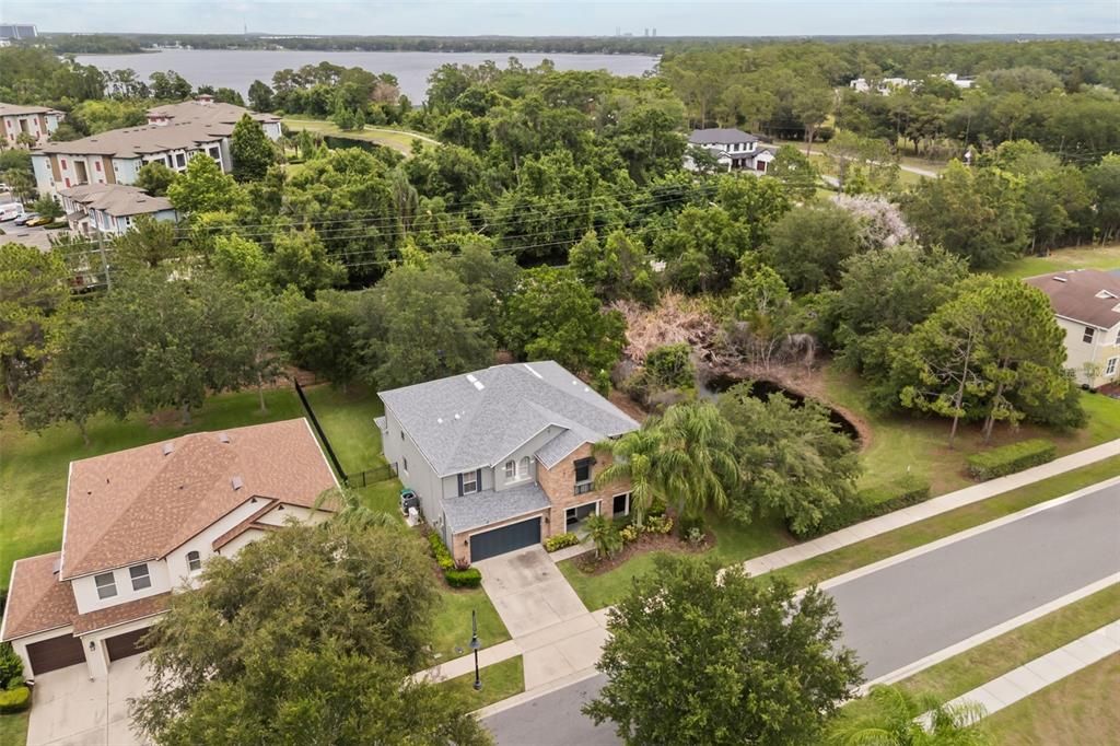 For Sale: $700,000 (5 beds, 3 baths, 3650 Square Feet)
