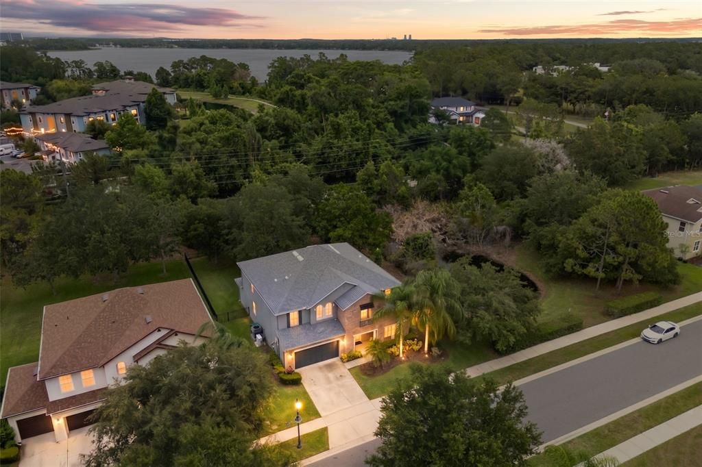 For Sale: $700,000 (5 beds, 3 baths, 3650 Square Feet)