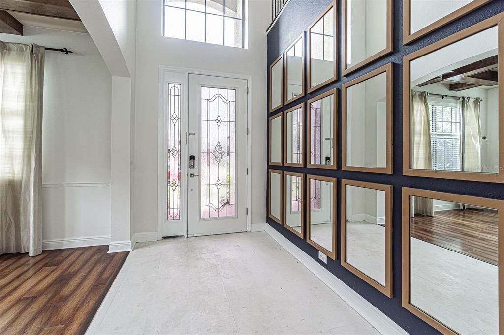 Activo con contrato: $849,900 (5 camas, 5 baños, 3761 Pies cuadrados)