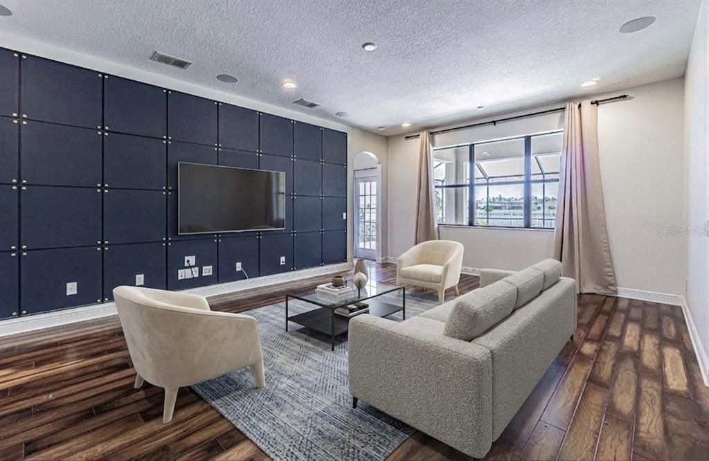 Activo con contrato: $849,900 (5 camas, 5 baños, 3761 Pies cuadrados)