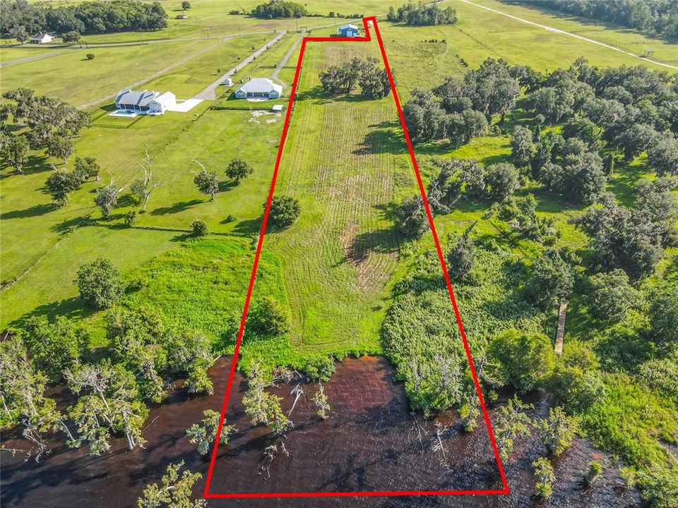 En Venta: $375,000 (6.10 acres)