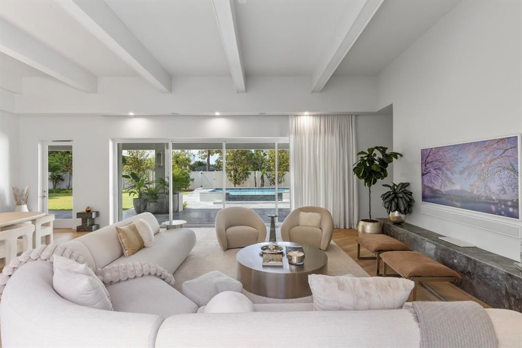 En Venta: $3,095,000 (3 camas, 3 baños, 4425 Pies cuadrados)