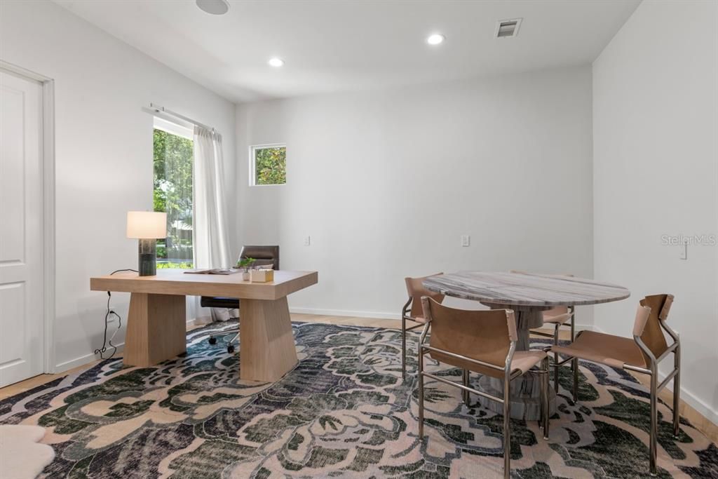 En Venta: $3,095,000 (3 camas, 3 baños, 4425 Pies cuadrados)