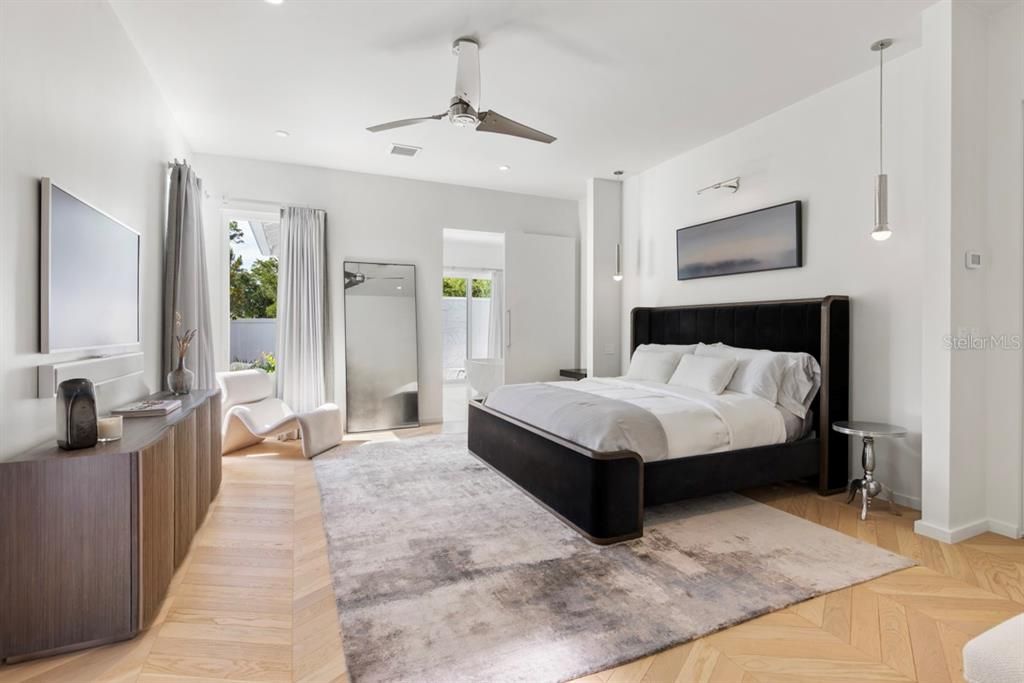 En Venta: $3,095,000 (3 camas, 3 baños, 4425 Pies cuadrados)