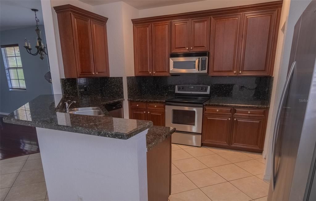 For Sale: $599,900 (3 beds, 2 baths, 2220 Square Feet)