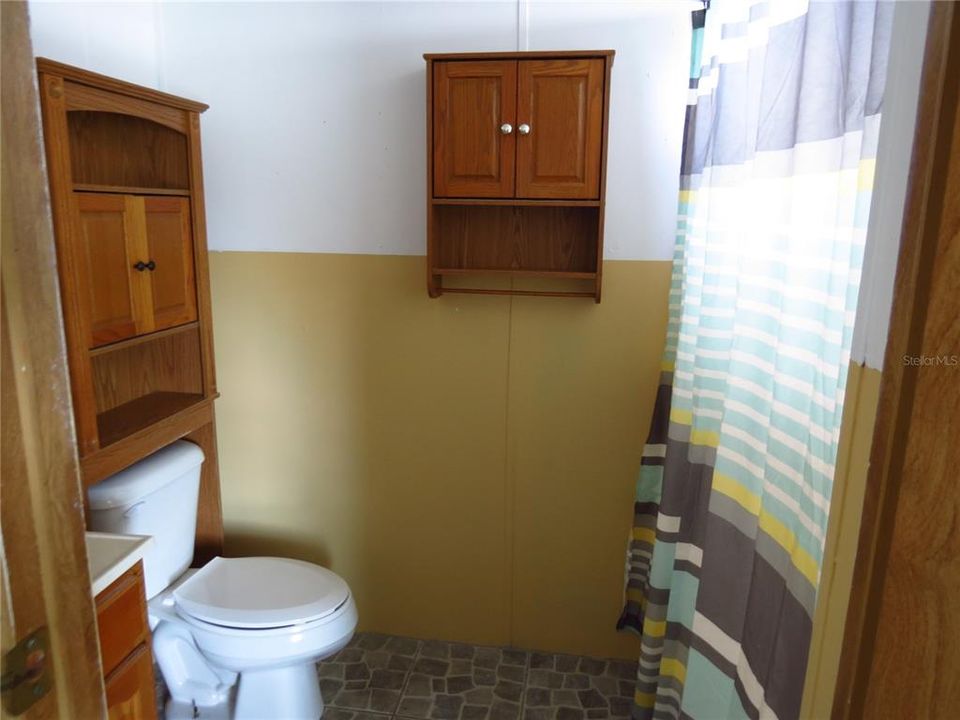 For Sale: $135,000 (3 beds, 2 baths, 798 Square Feet)