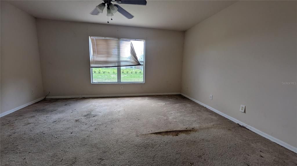 For Sale: $205,000 (3 beds, 2 baths, 1830 Square Feet)