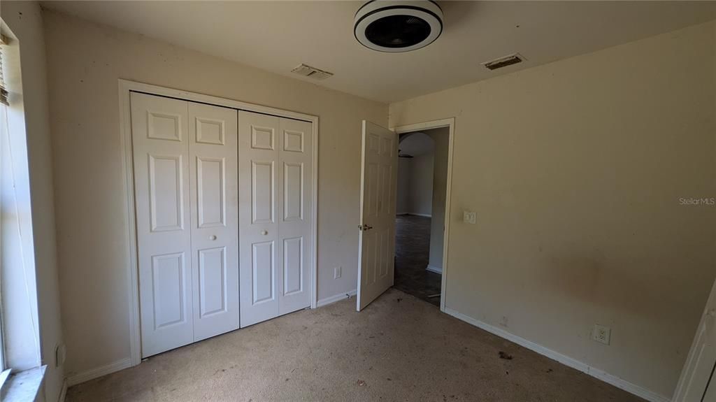 For Sale: $205,000 (3 beds, 2 baths, 1830 Square Feet)