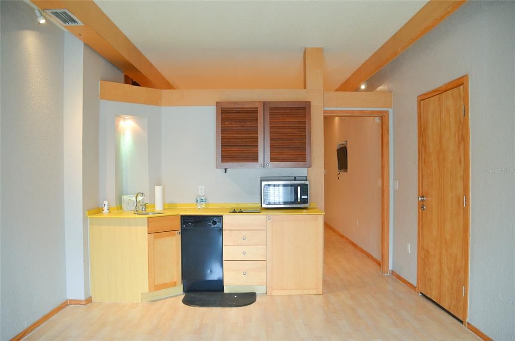 En Venta: $179,900 (2 camas, 2 baños, 1250 Pies cuadrados)