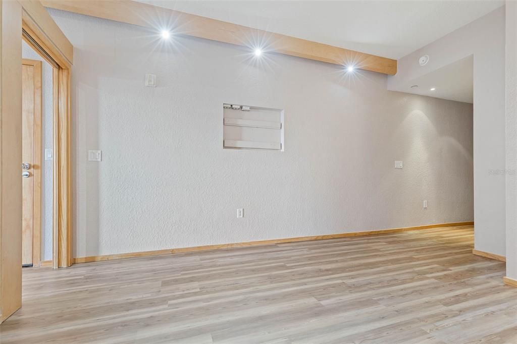 En Venta: $179,900 (2 camas, 2 baños, 1250 Pies cuadrados)