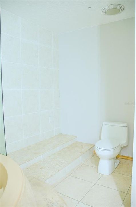 En Venta: $179,900 (2 camas, 2 baños, 1250 Pies cuadrados)