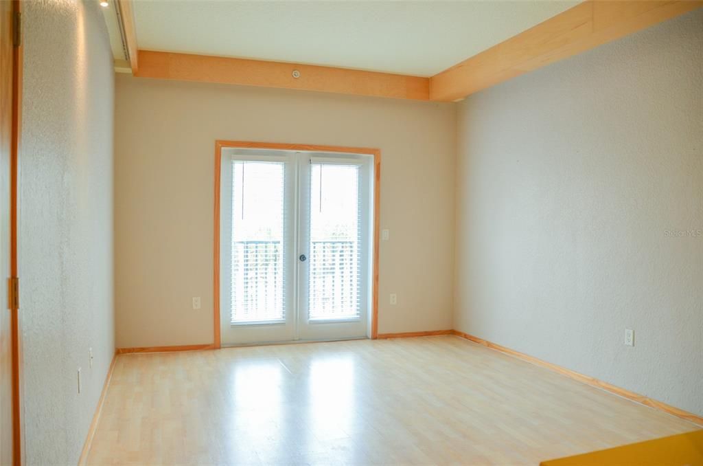 En Venta: $179,900 (2 camas, 2 baños, 1250 Pies cuadrados)
