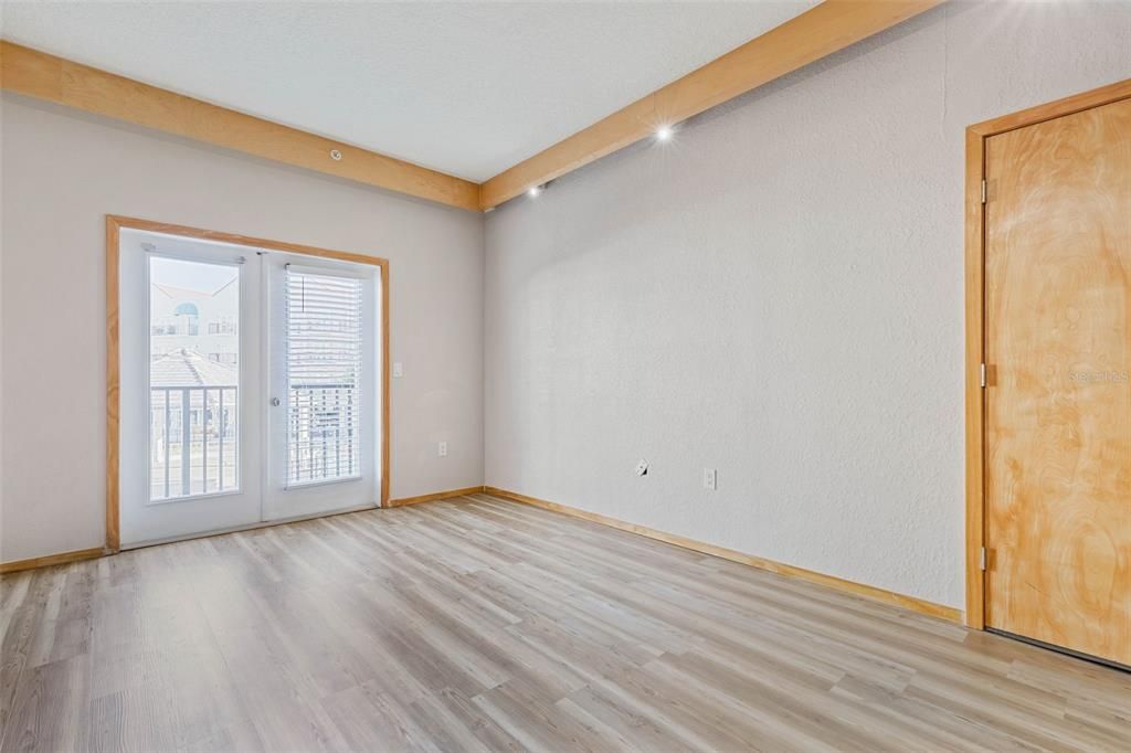 En Venta: $179,900 (2 camas, 2 baños, 1250 Pies cuadrados)