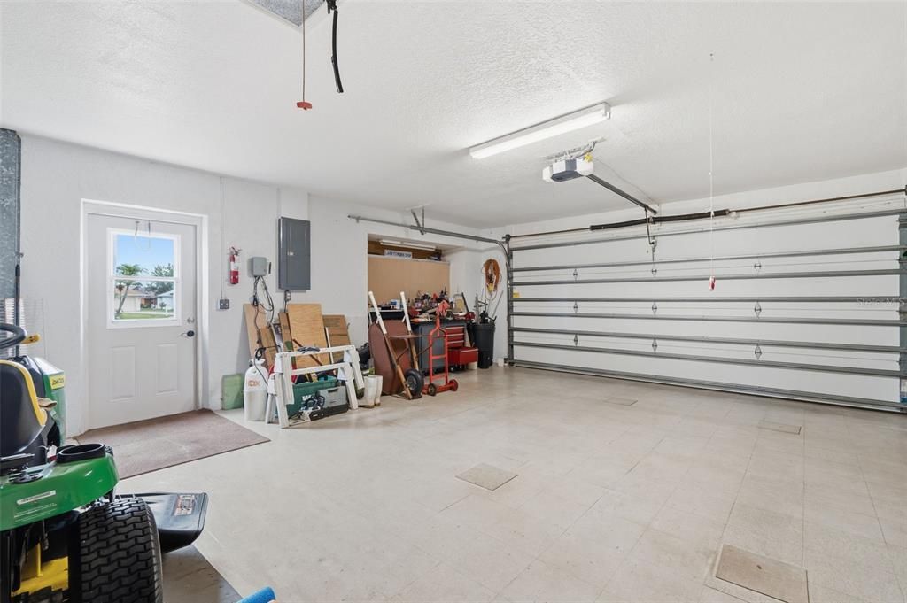 For Sale: $440,000 (3 beds, 2 baths, 2074 Square Feet)