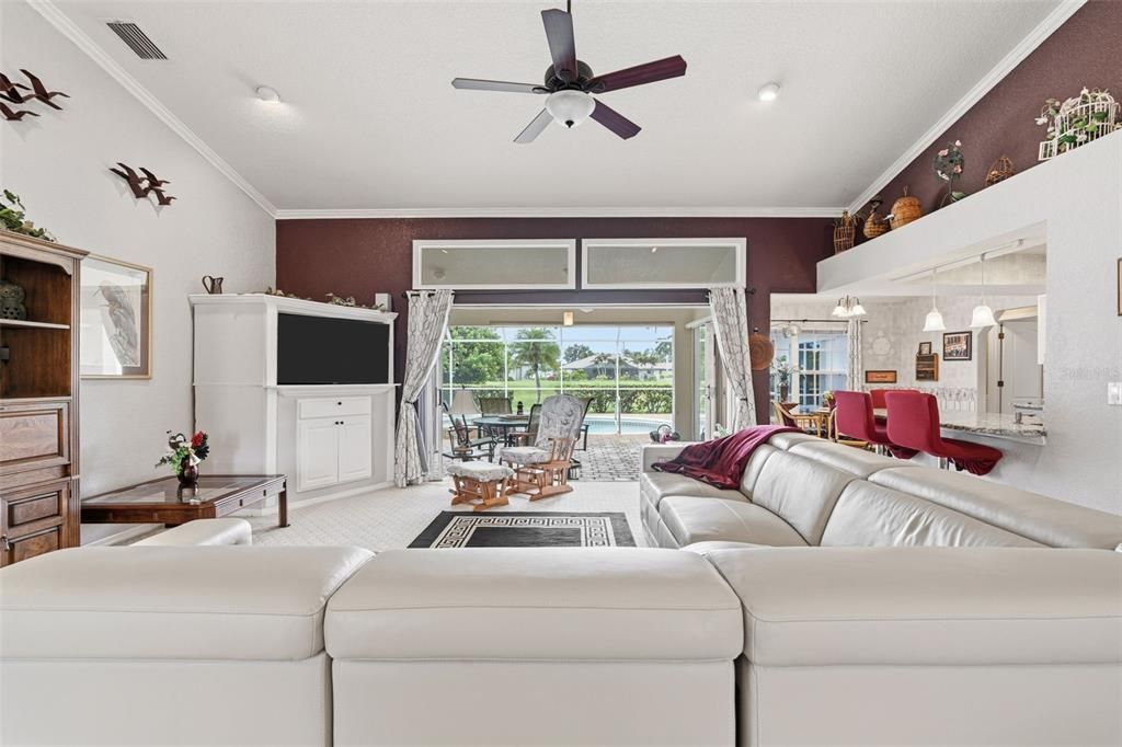 For Sale: $440,000 (3 beds, 2 baths, 2074 Square Feet)