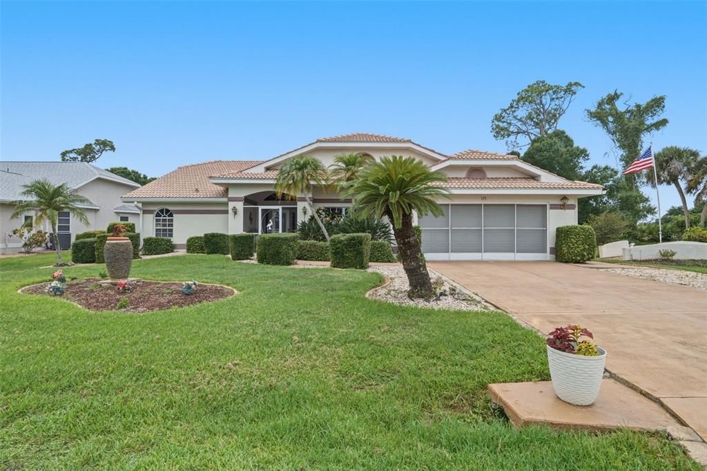 For Sale: $440,000 (3 beds, 2 baths, 2074 Square Feet)
