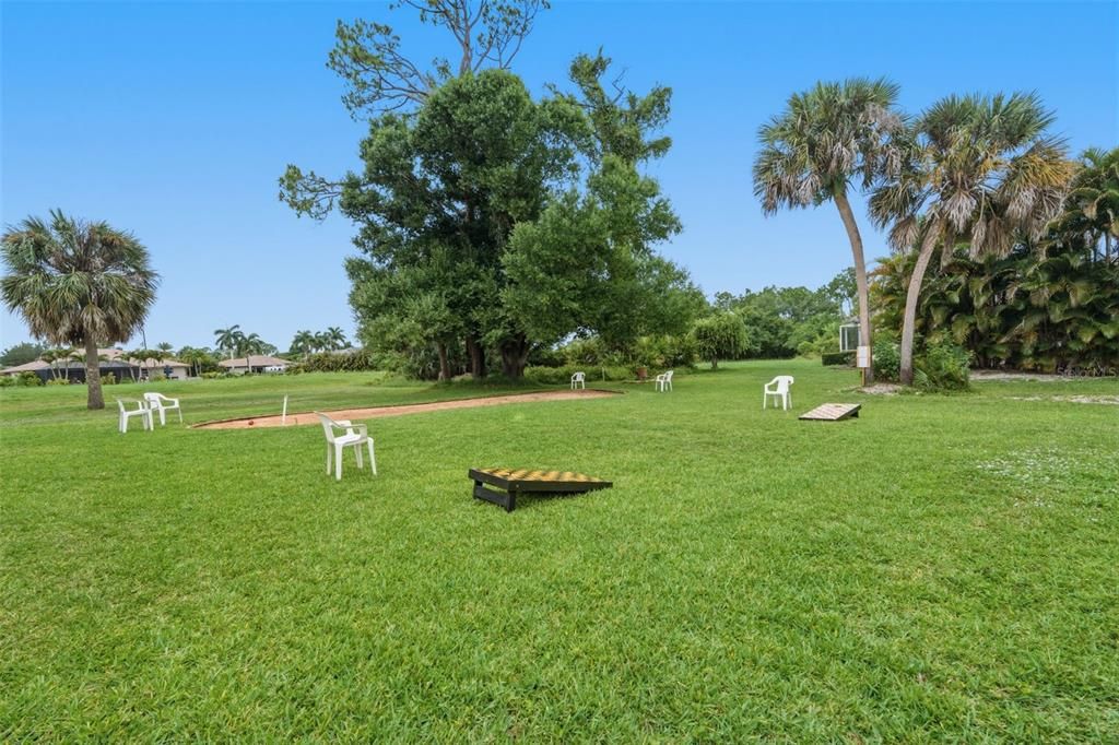 For Sale: $440,000 (3 beds, 2 baths, 2074 Square Feet)
